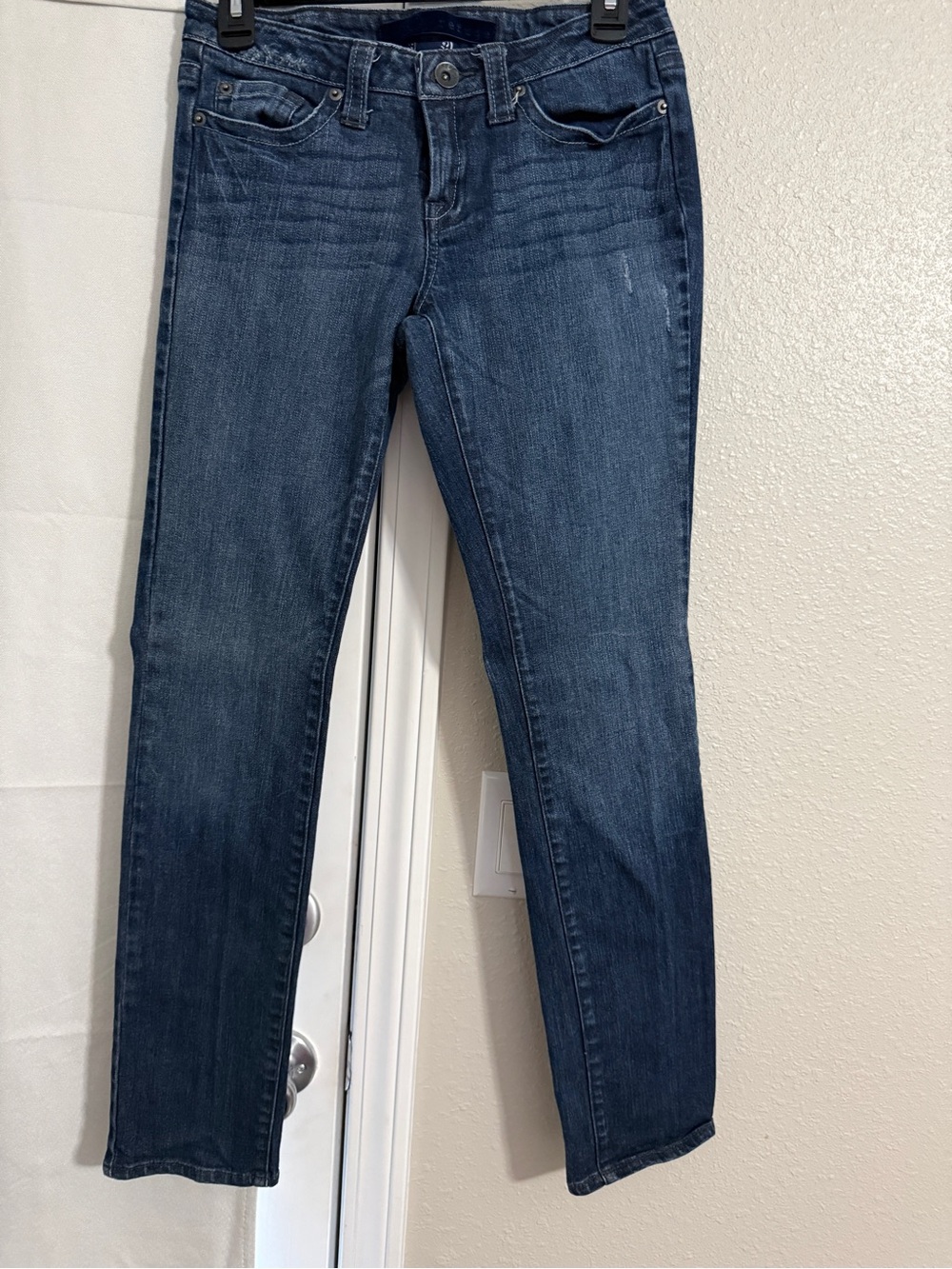 refuge Women's Skinny Jeans in Dark Blue Wash